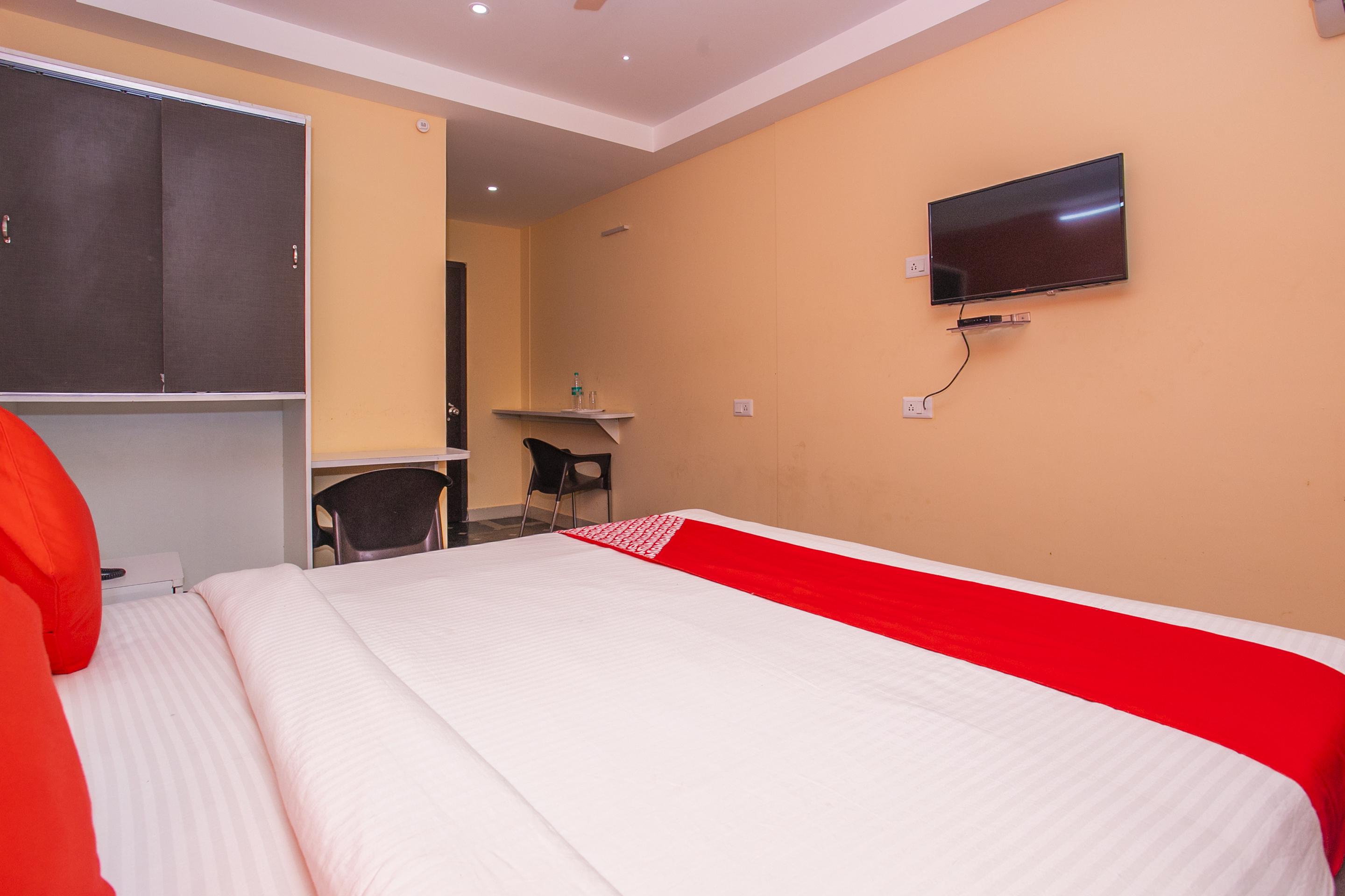 Oyo 22837 Chairmen'S Hotel Бенґалуру Екстер'єр фото